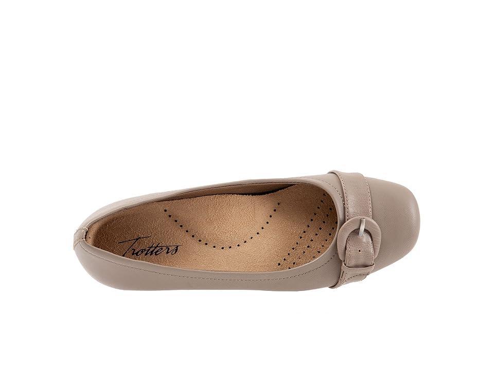 Trotters Sylvia Women's Shoes Product Image