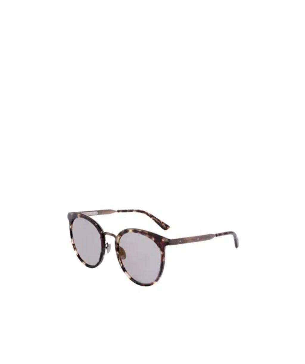 BOTTEGA VENETA Logo Details Sunglasses In Gray Product Image