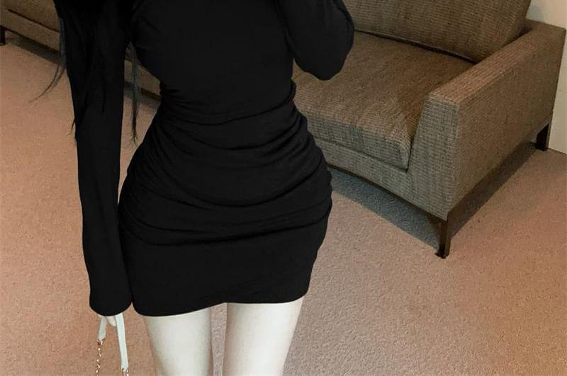 Long-Sleeve V-Neck Plain Mini Bodycon Dress Product Image