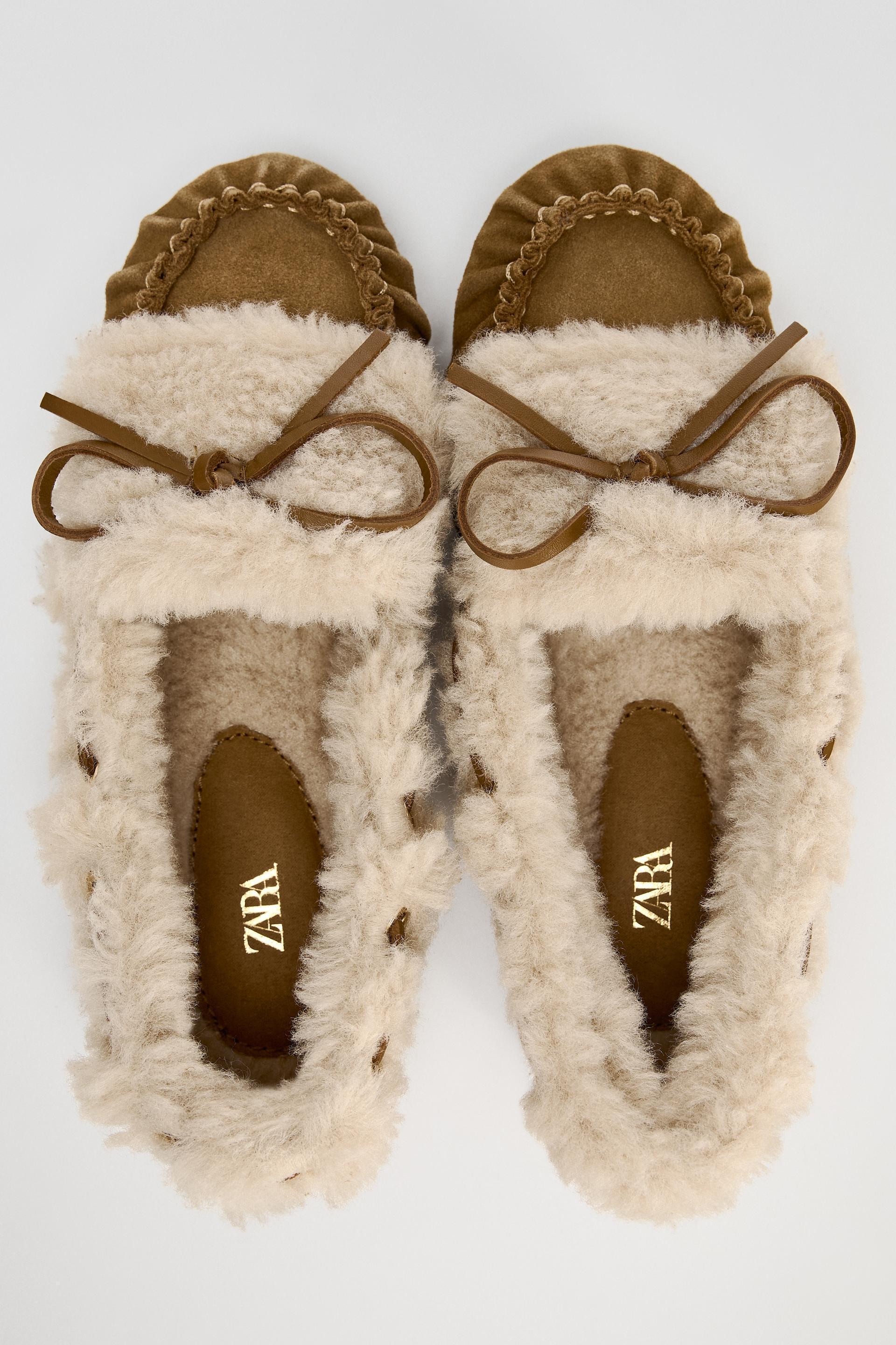 SUEDE LEATHER FAUX FUR FLAT SHOES Product Image