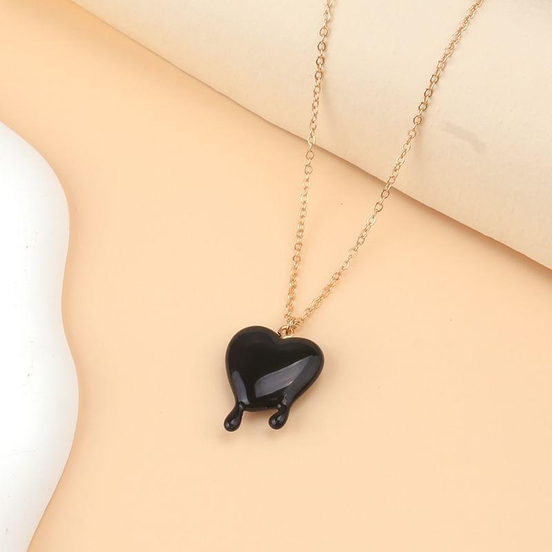 Heart Necklace Product Image