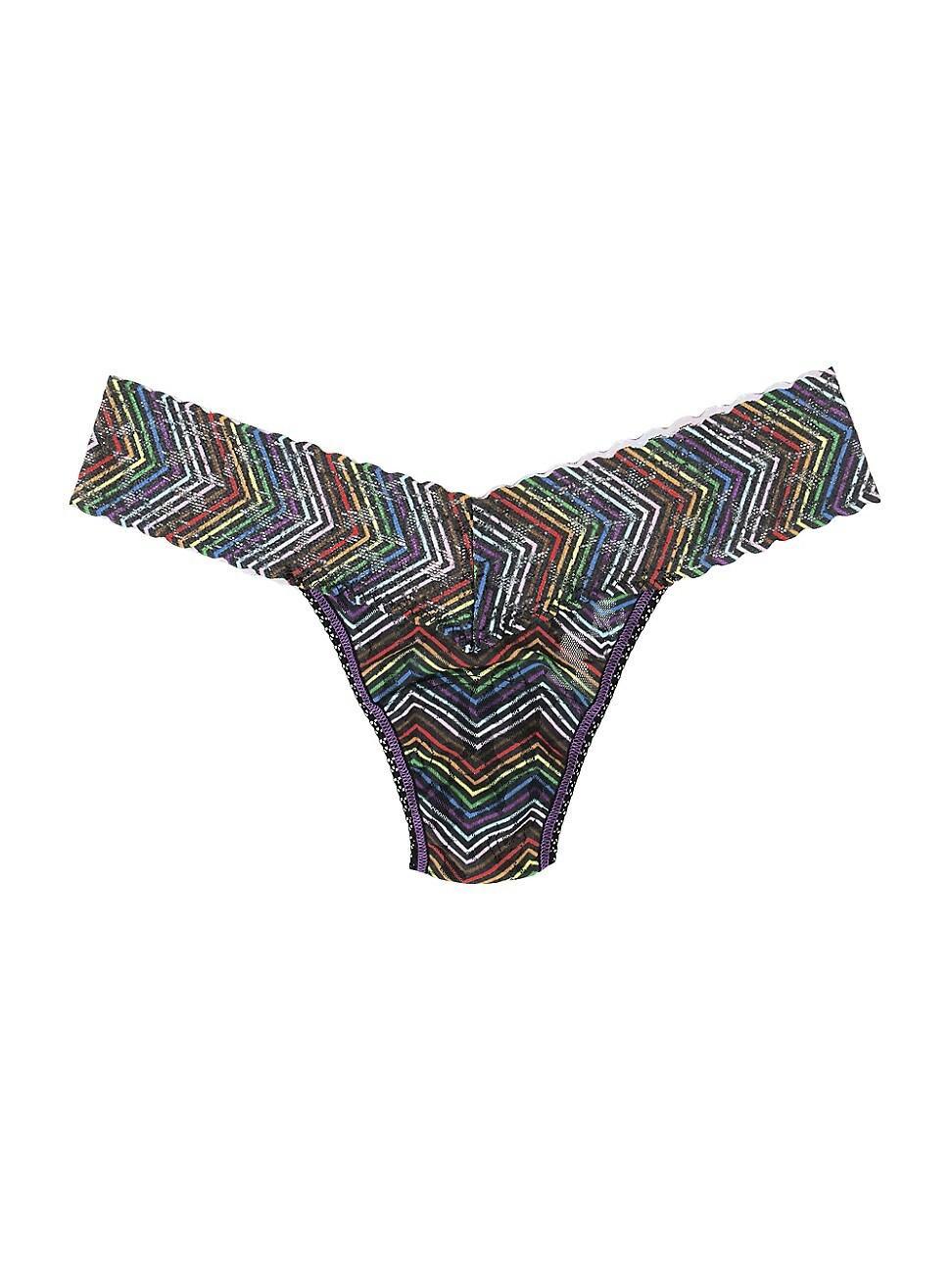 Signature Lace Low Rise Printed Thong Product Image