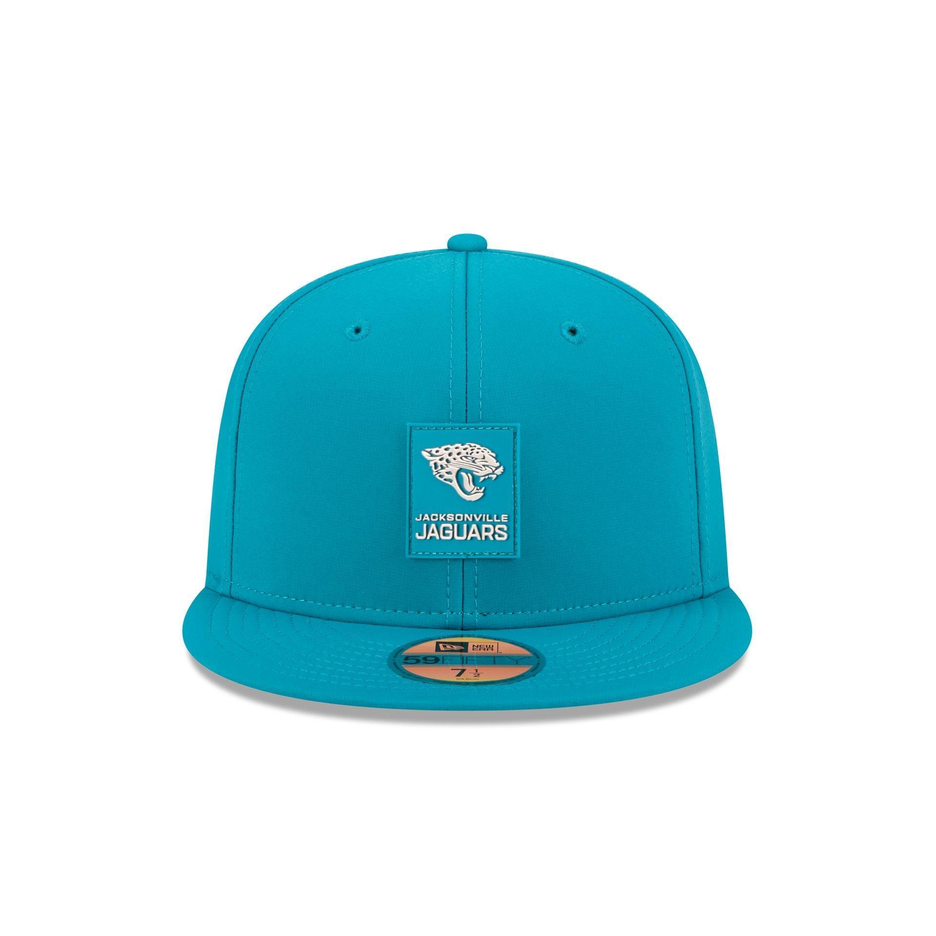 Boston Red Sox Cotton Canvas Split Panel 9FIFTY Trucker Hat Male Product Image