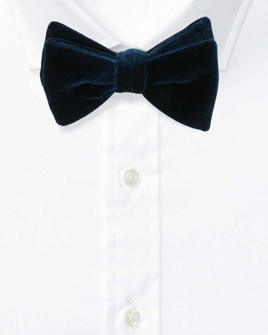 Mens Pre-Tied Velvet Bow Tie Product Image