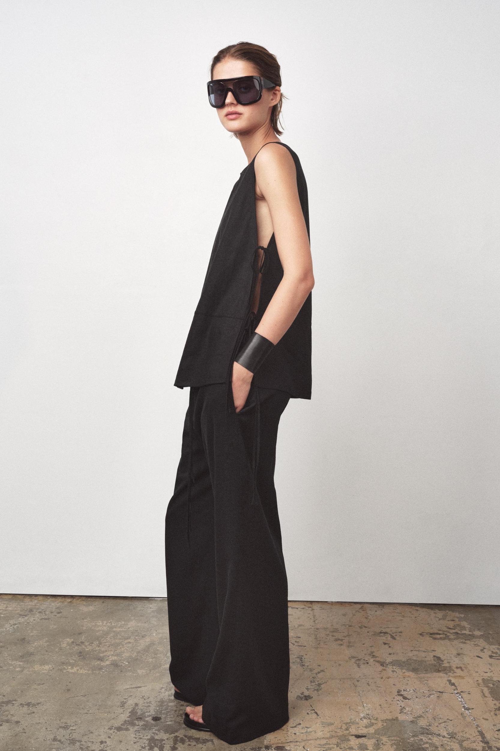 ZW COLLECTION LINEN TOP Product Image