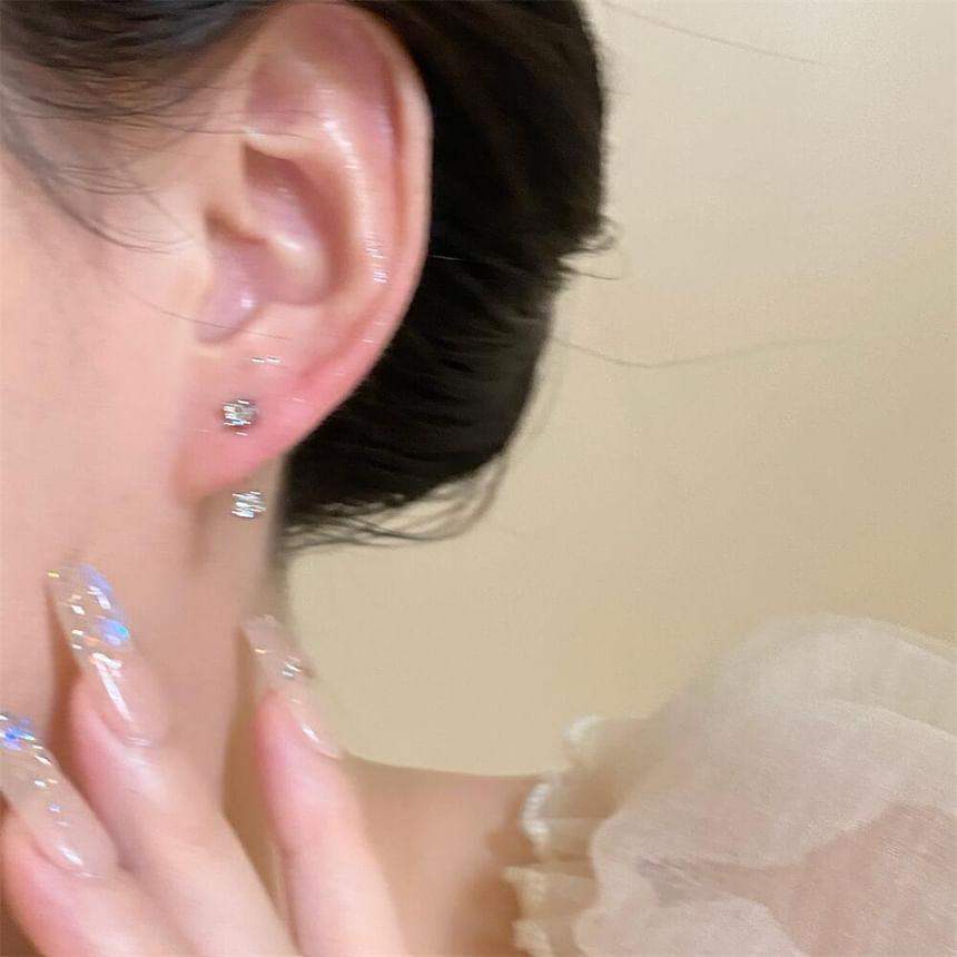 Rhinestone Earrings Product Image