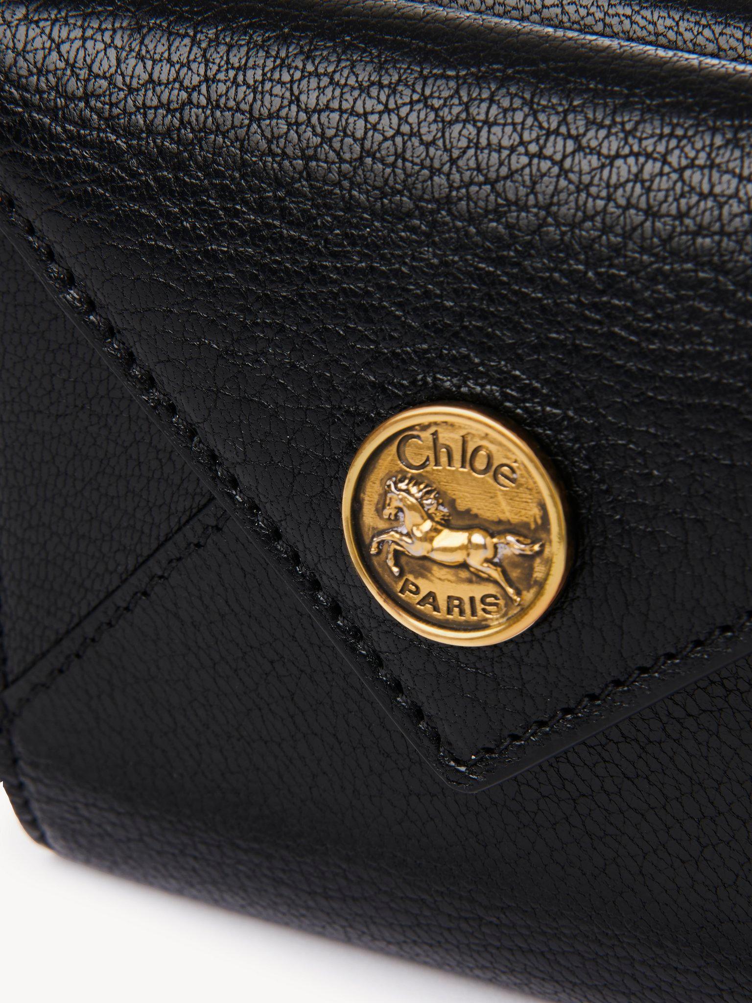 Small Envelope tri-fold in grained leather Product Image