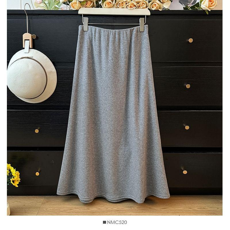 Basic High-Rise A-Line Skirt Product Image