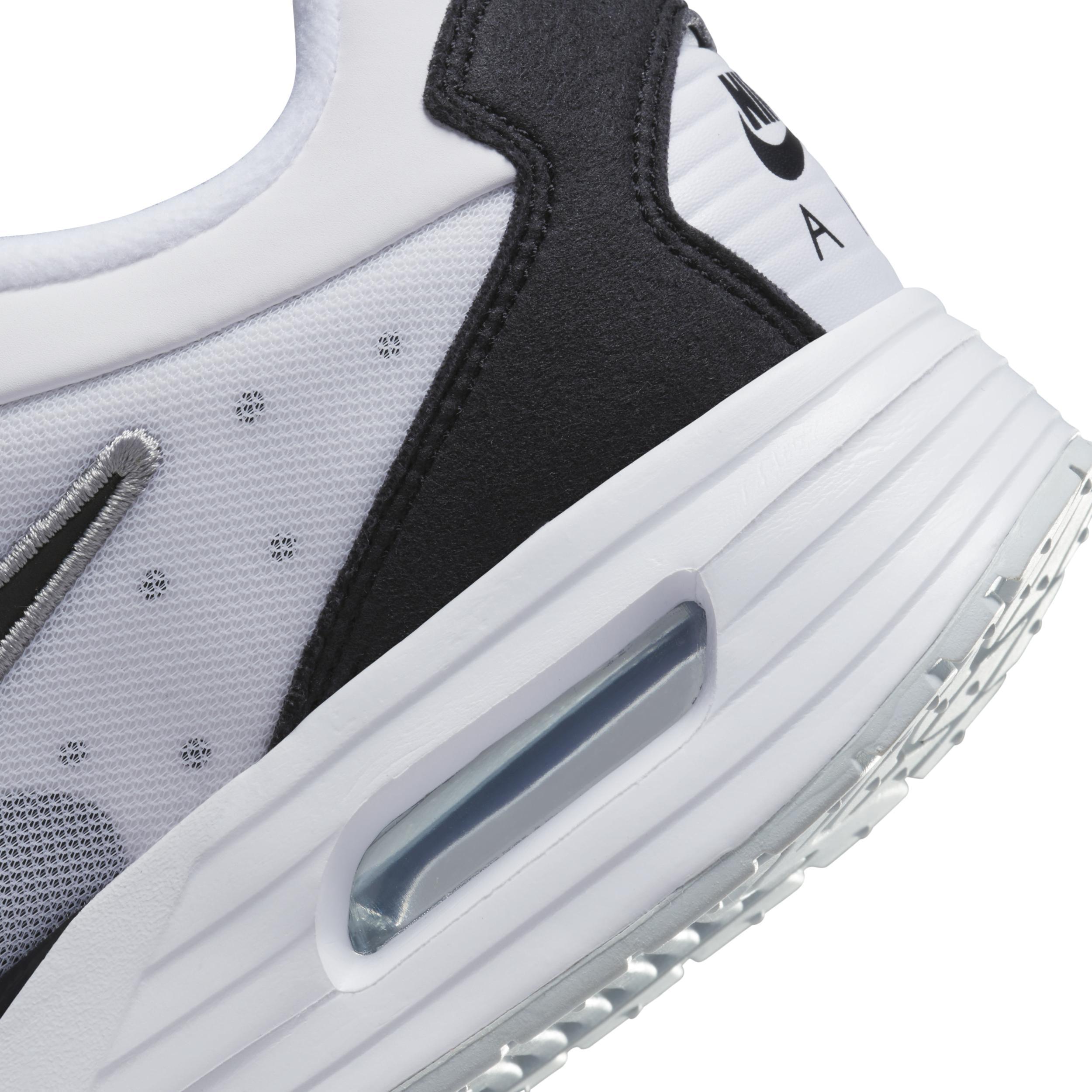 Nike Womens Air Max Solo Shoes Product Image