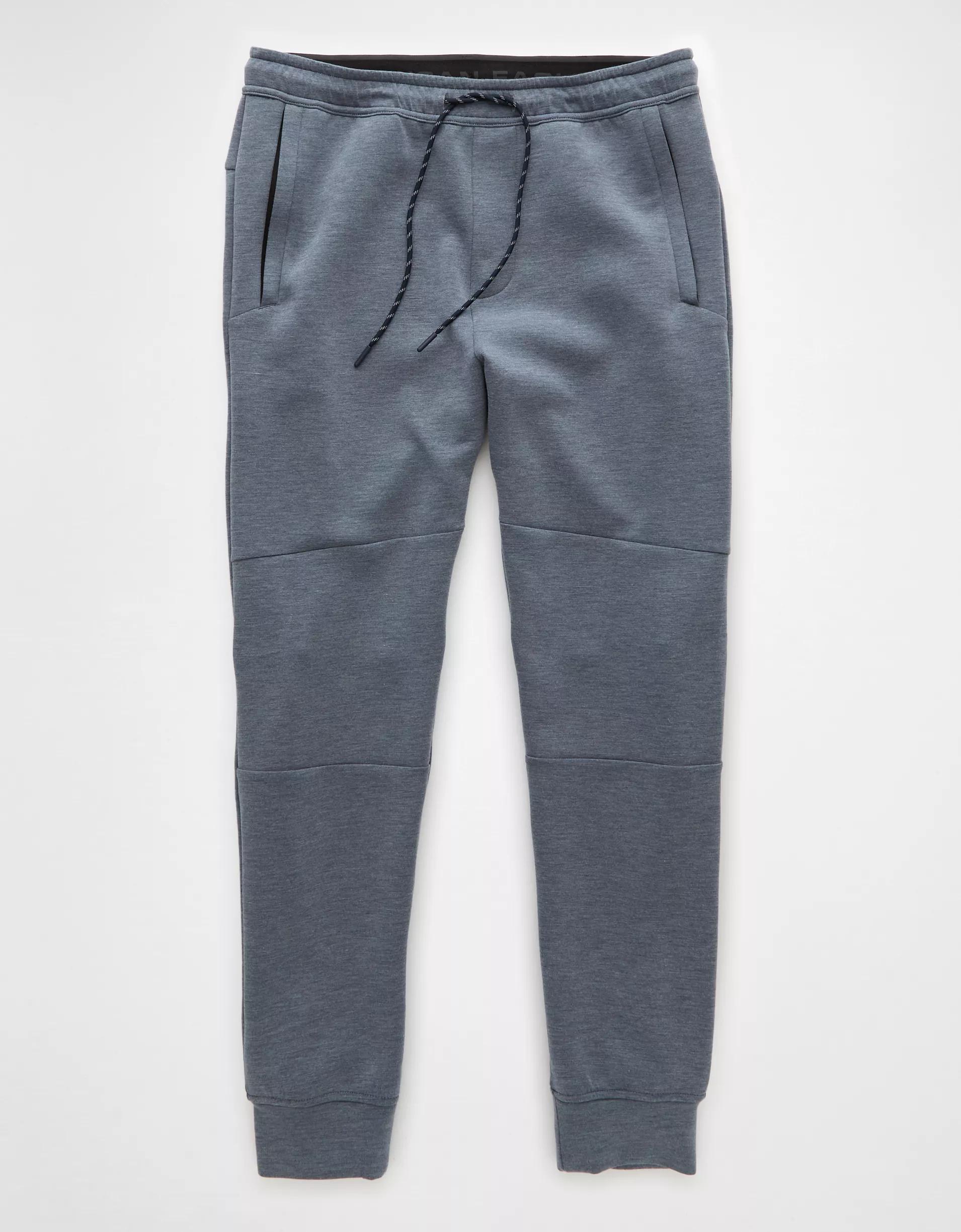 AE 24/7 Jogger Product Image