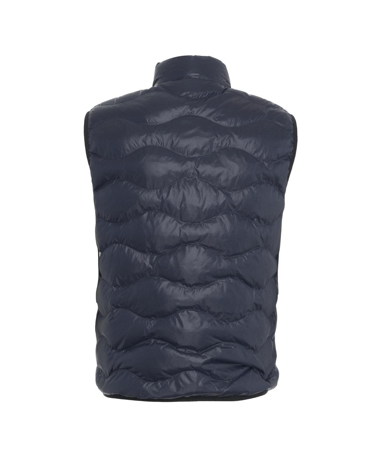 Quilted vest Product Image
