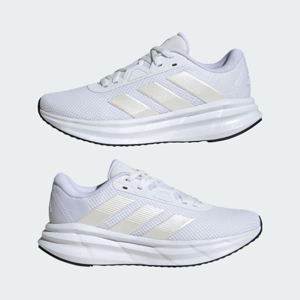 Galaxy 7 Running Shoes Product Image