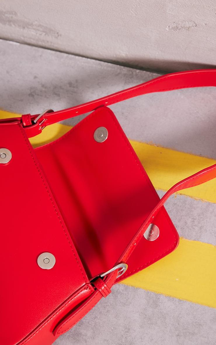 Red Trapeze Simple Shoulder Bag Product Image