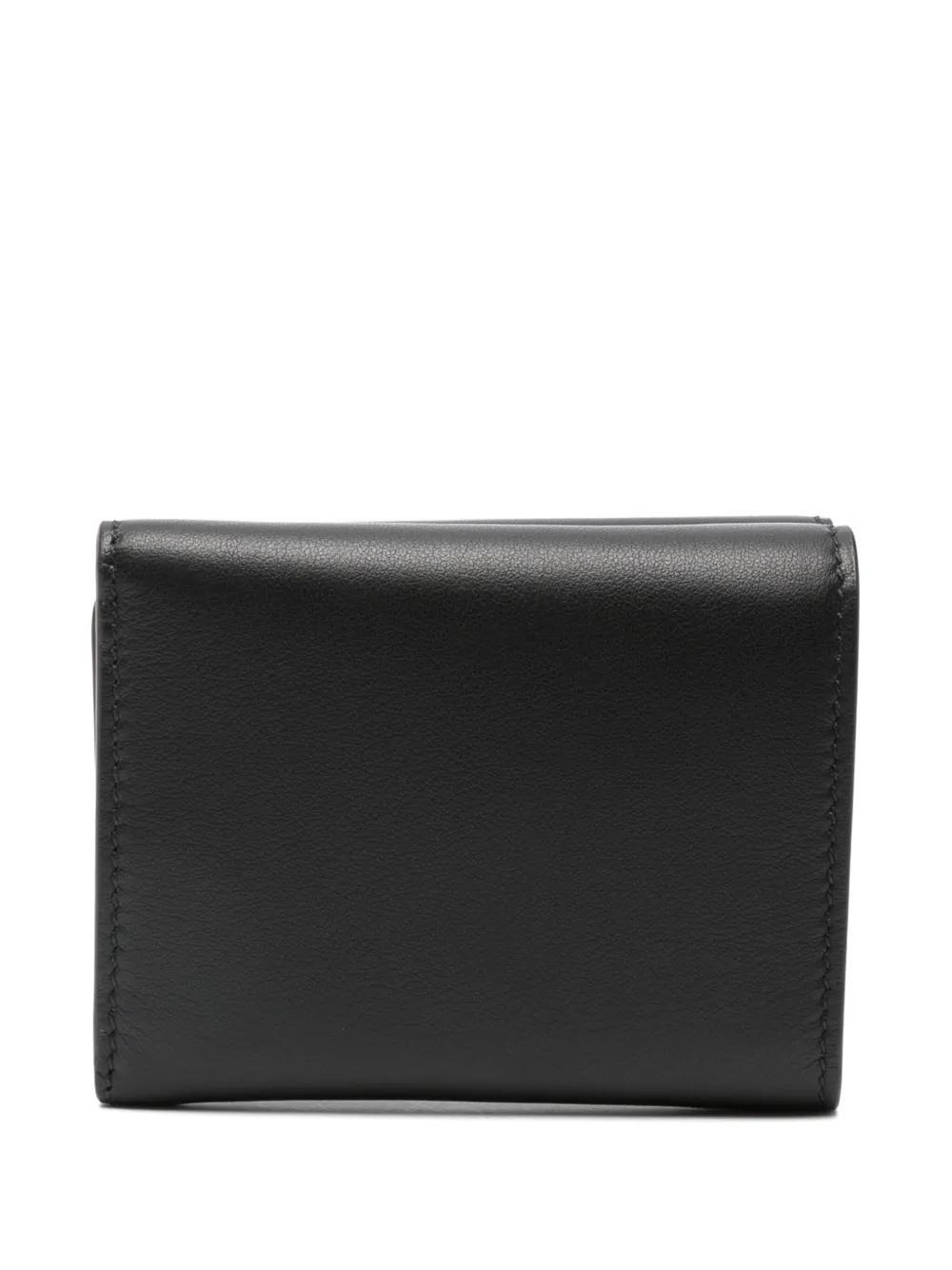 FERRAGAMO Bicolor Trifold Wallet In Schwarz Product Image