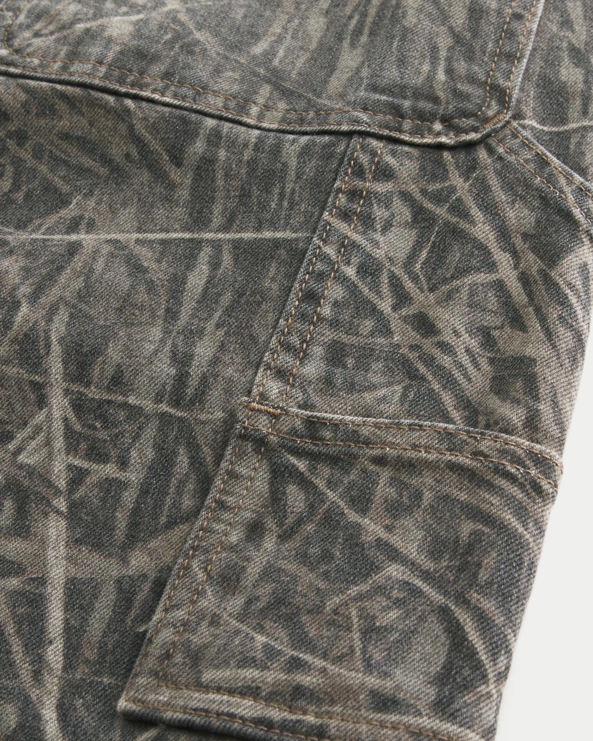 Camo Baggy Painter Jeans Product Image