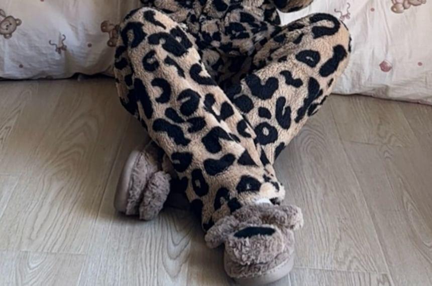 Leopard Fleece Pajama Set Product Image