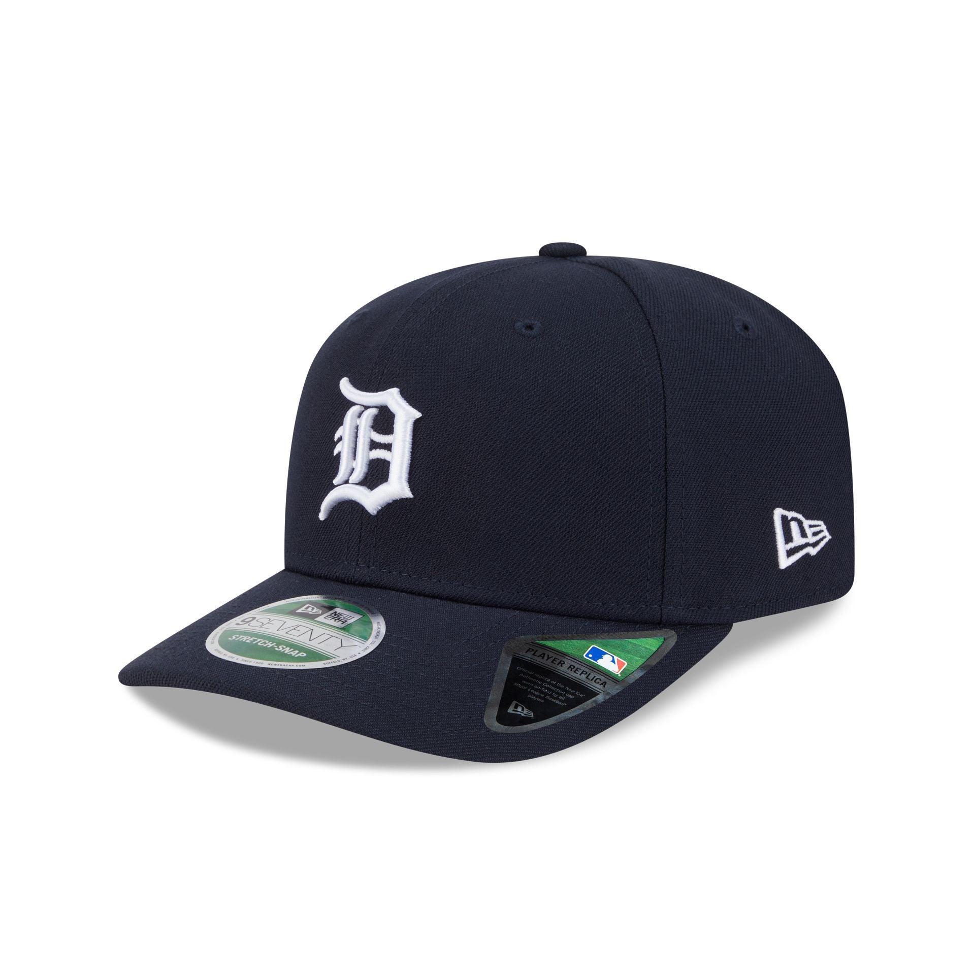 Atlanta Braves St. Patrick's Day 2025 9SEVENTY Stretch-Snap Hat Male Product Image