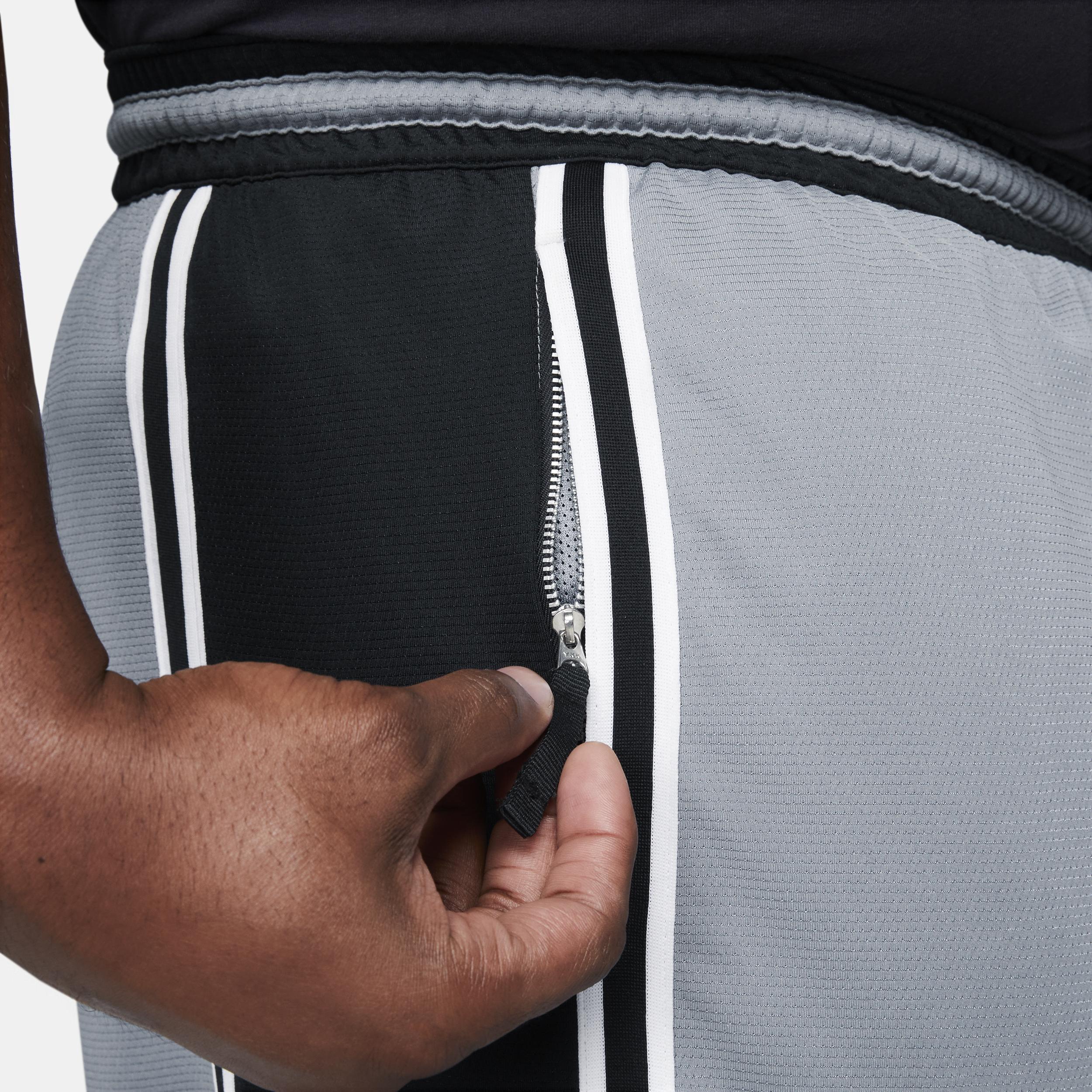 Nike Mens Dri-FIT DNA+ 8 Basketball Shorts Product Image