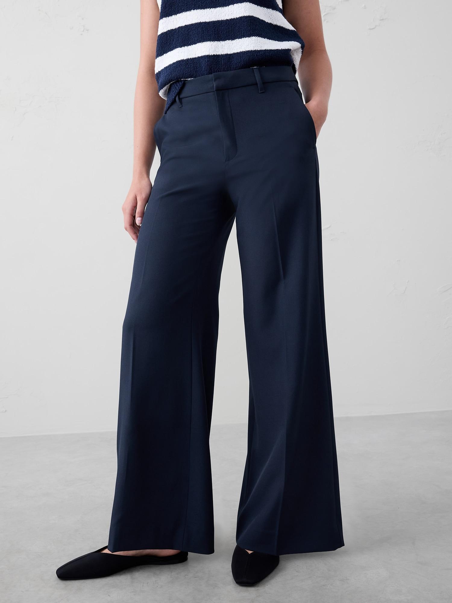 Sculpted Wide-Leg Trouser Product Image