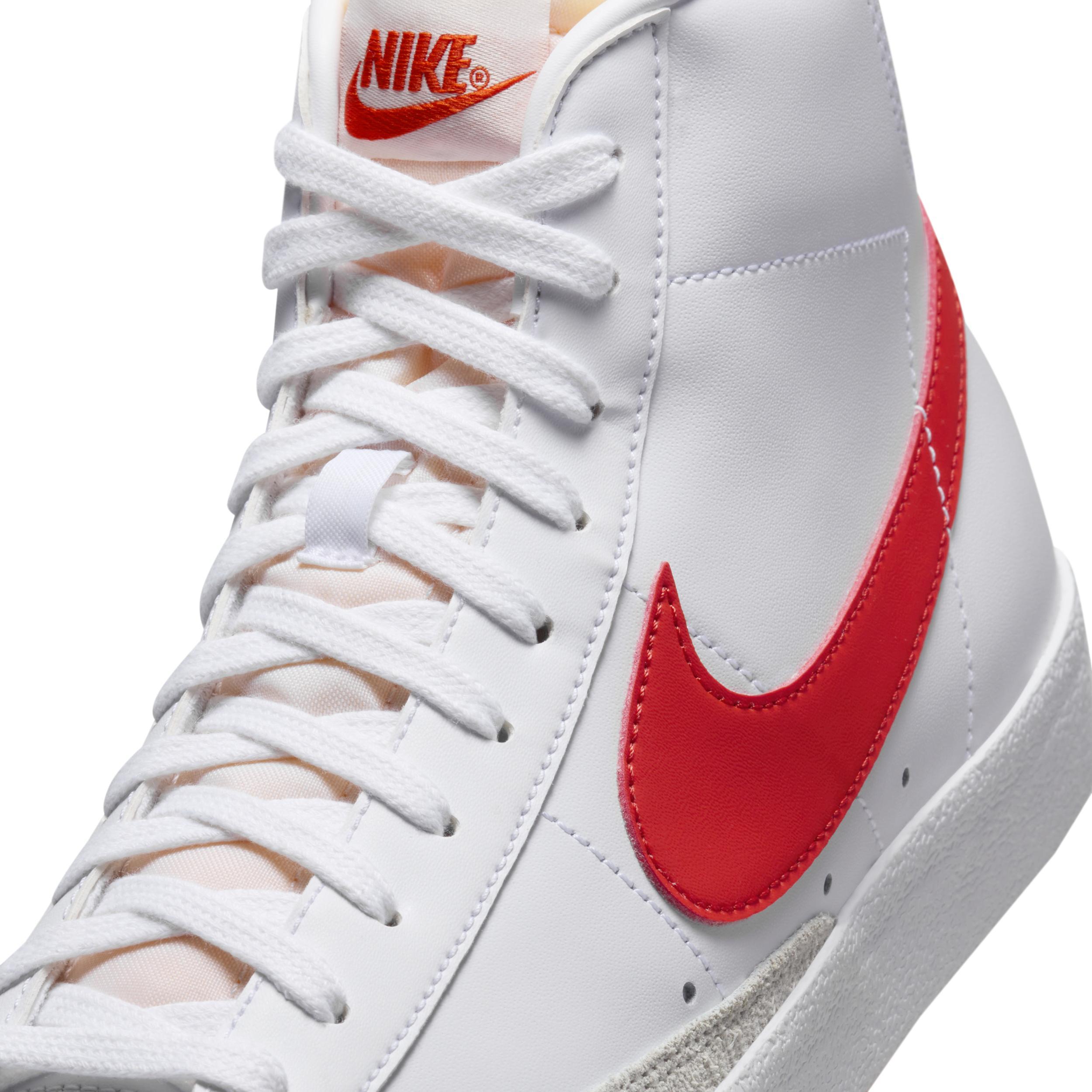 Nike Men's Blazer Mid '77 Vintage Shoes Product Image