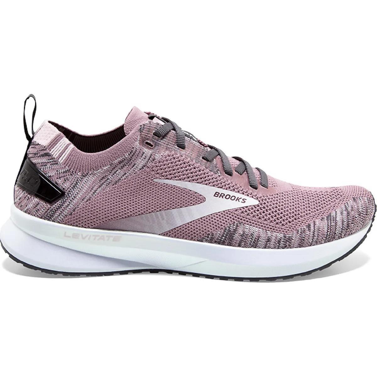 Women's | Brooks Levitate 4 Product Image