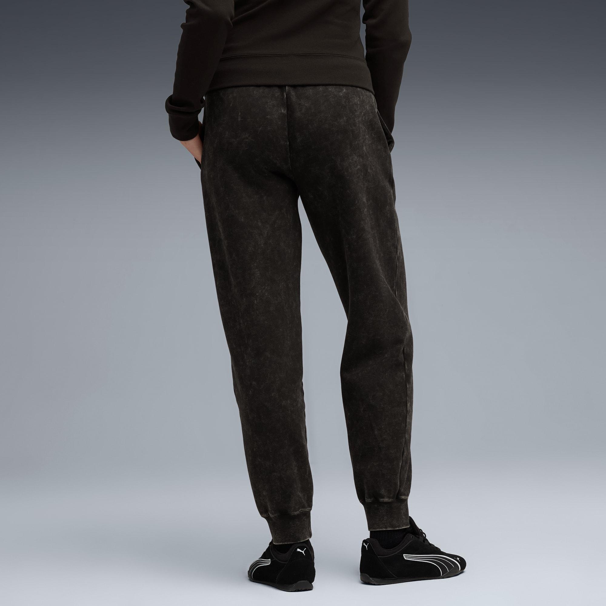 ESS ELEVATED Wash Sweatpants Women Product Image