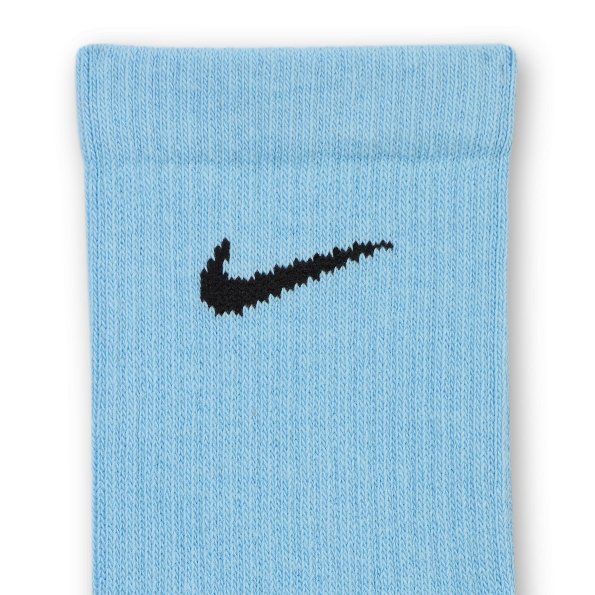 Nike Everyday Plus Cushioned Training Crew Socks (6 Pairs) Product Image