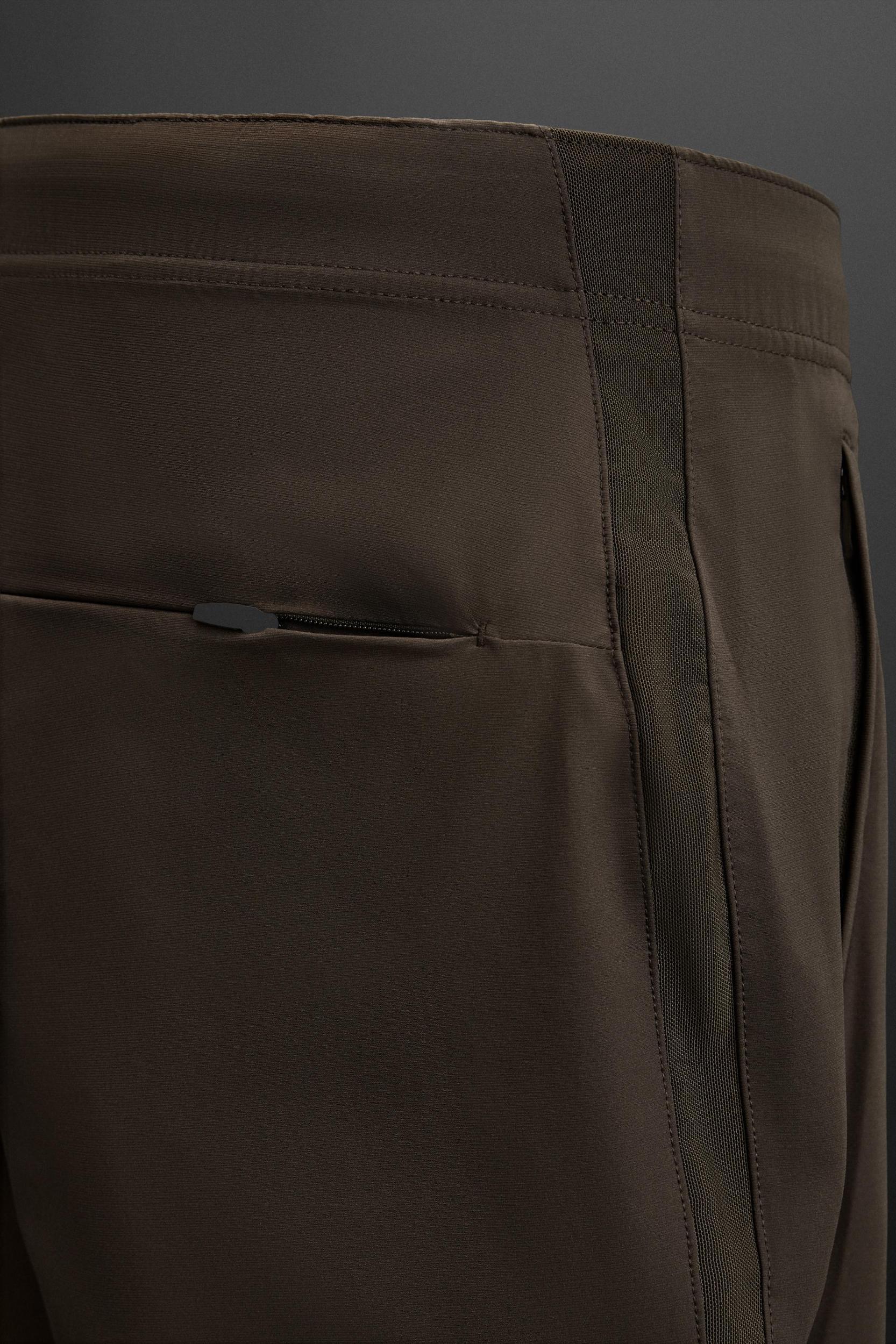 TECHNICAL PANTS Product Image