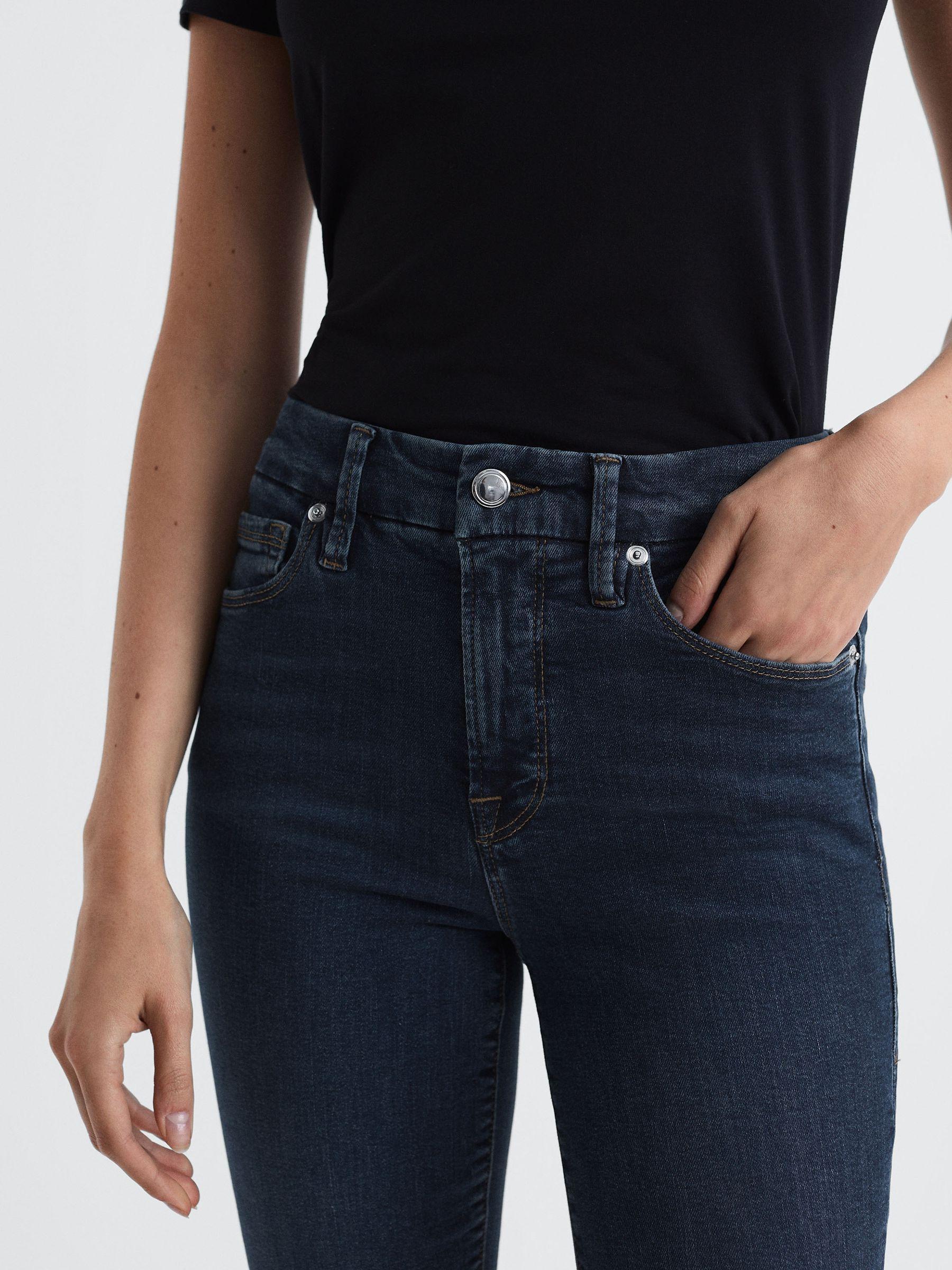 Good American Skinny Jeans in Dark Blue Product Image