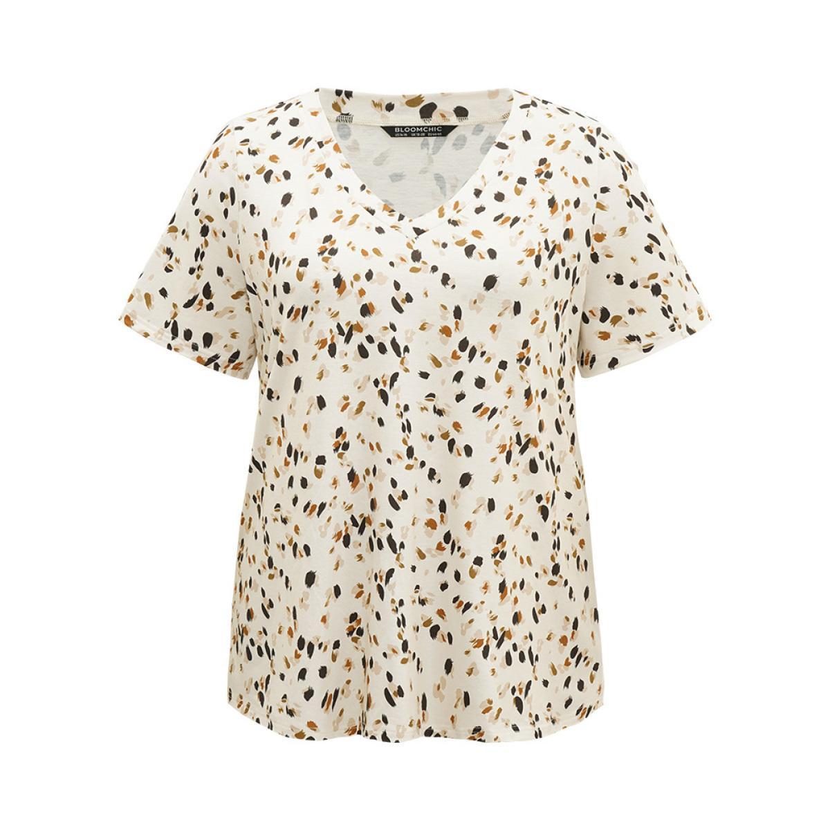 Plus Size Allover Print V Neck T-shirt Multicolor Women Casual Printed Ditsy Floral V-neck Dailywear T-shirts BloomChic 22-24/3X Product Image