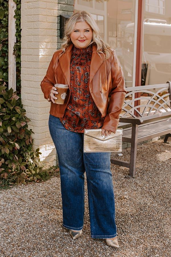 Fan Of Floral Shift Top Curves Product Image