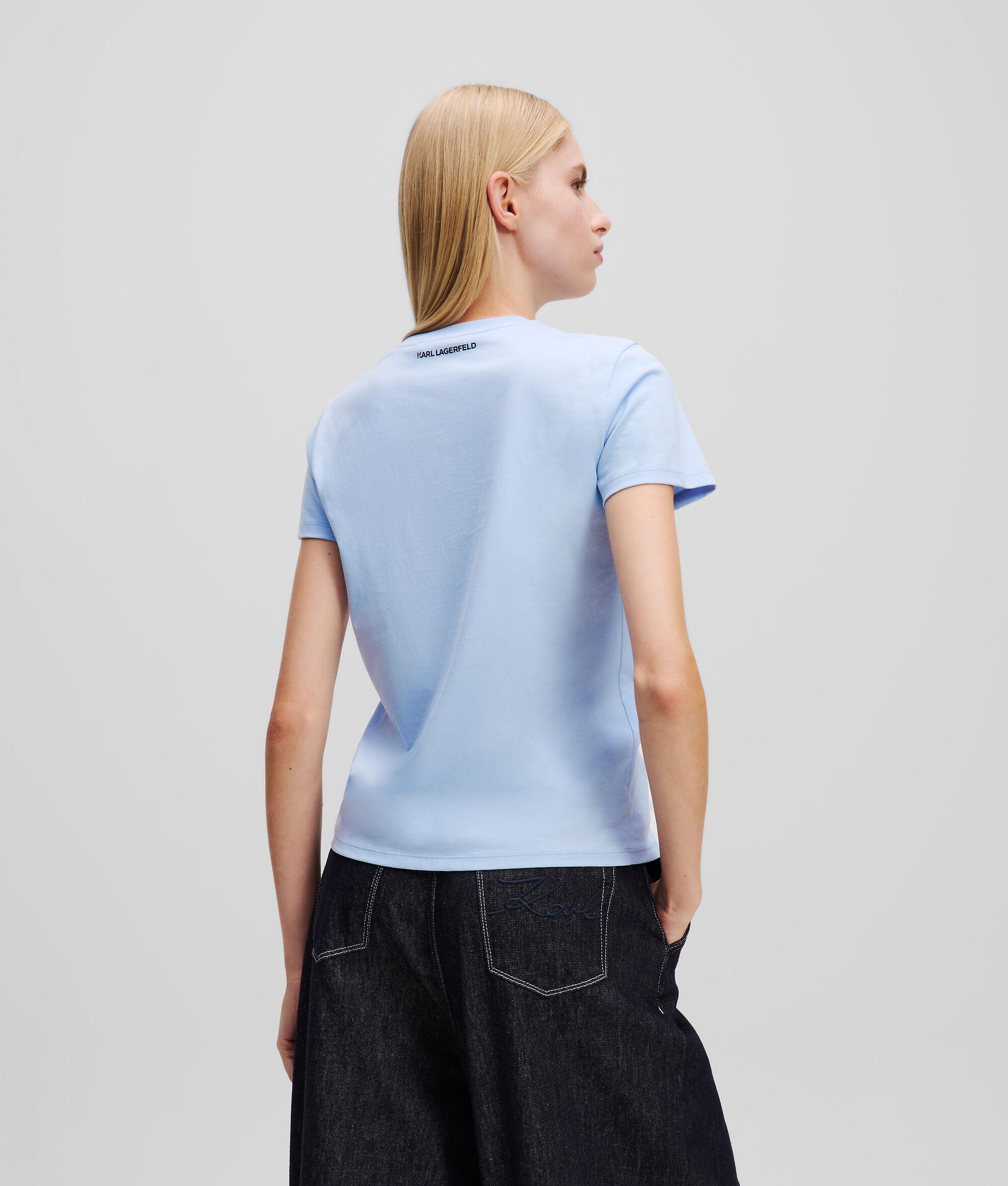 BOUCLÉ SIGNATURE T-SHIRT Product Image