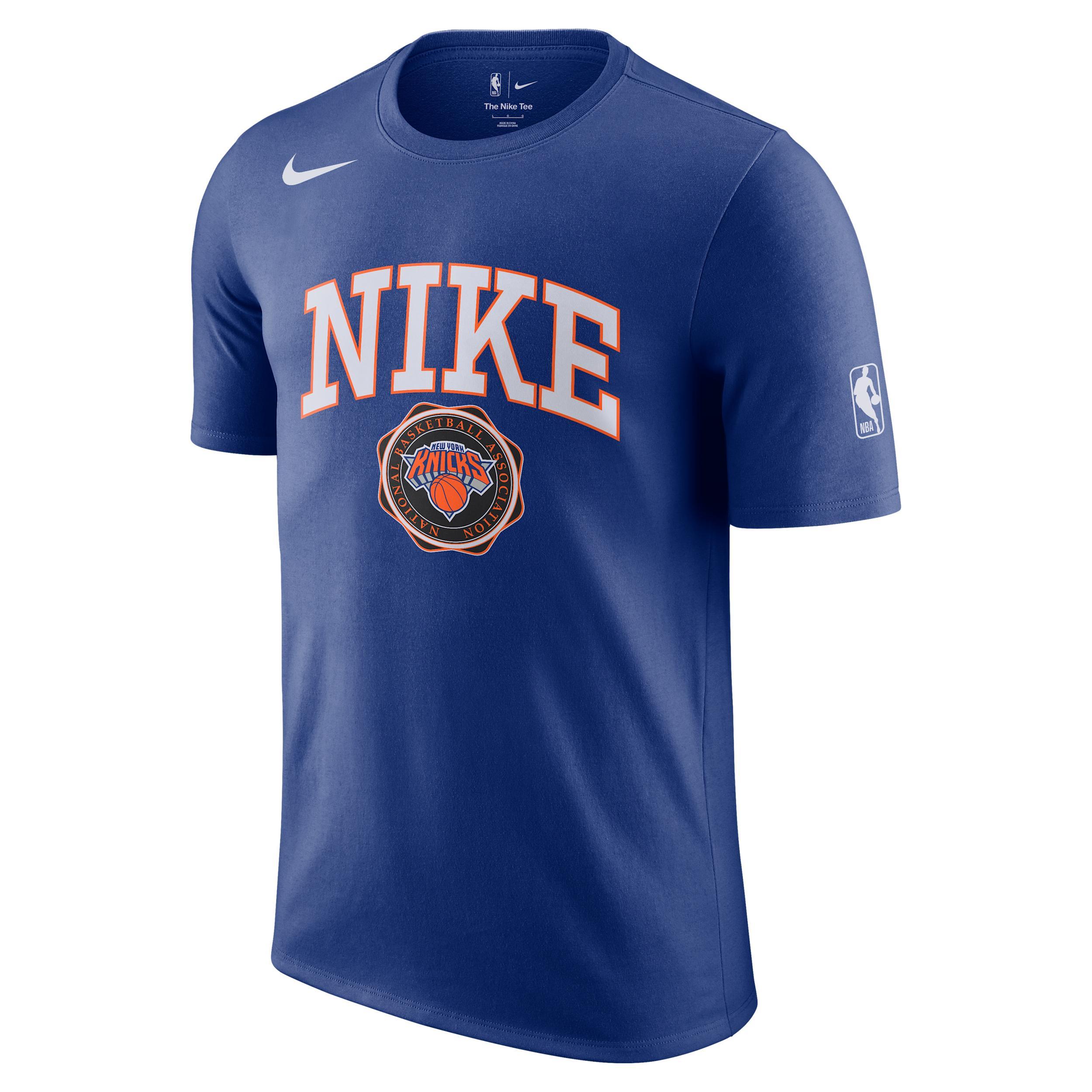 Detroit Pistons Essential Nike Men's NBA T-Shirt Product Image