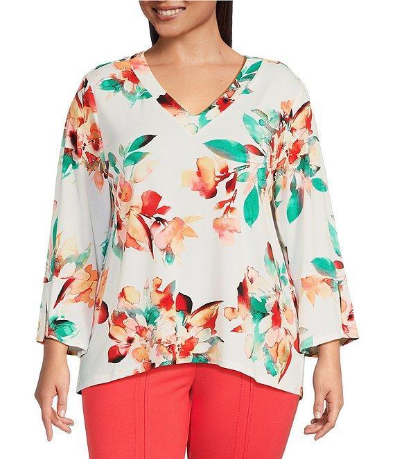 Slim Factor by Investments Plus Size Scattered Blooms V-Neckline 3/4 Slit Sleeve Top Product Image