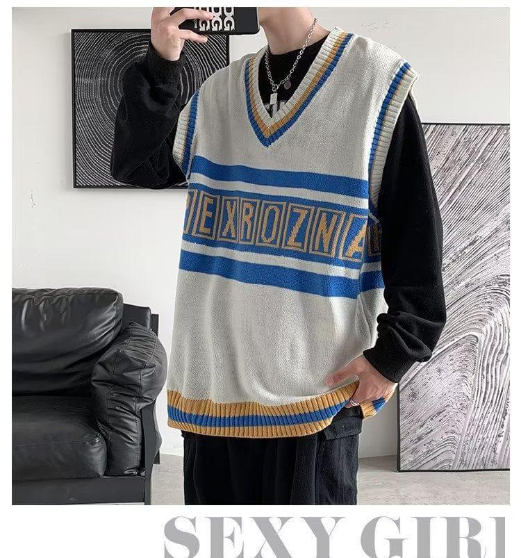 V-Neck Lettering Oversized Sweater Vest Product Image