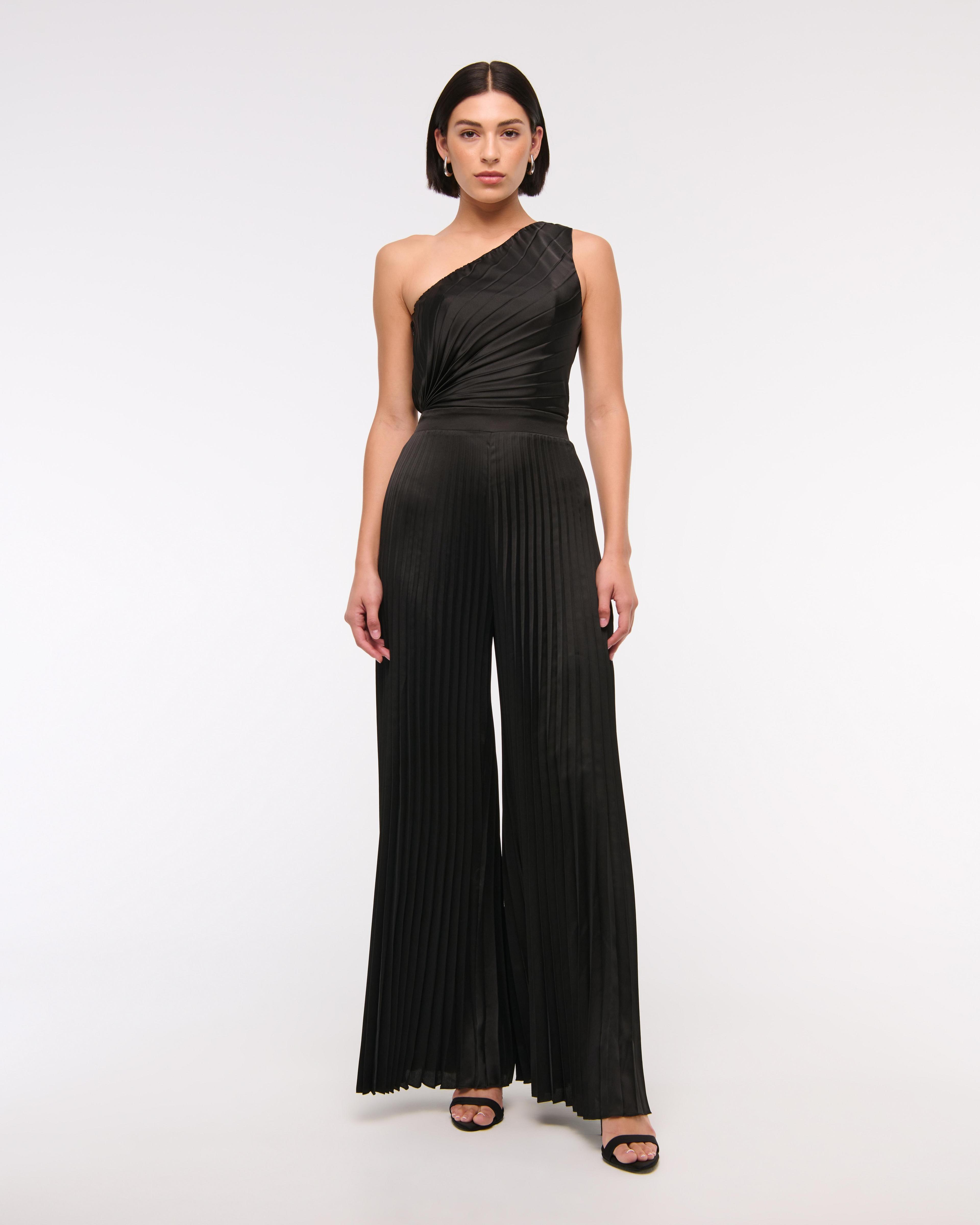 The A&F Giselle Pleated One-Shoulder Jumpsuit Product Image