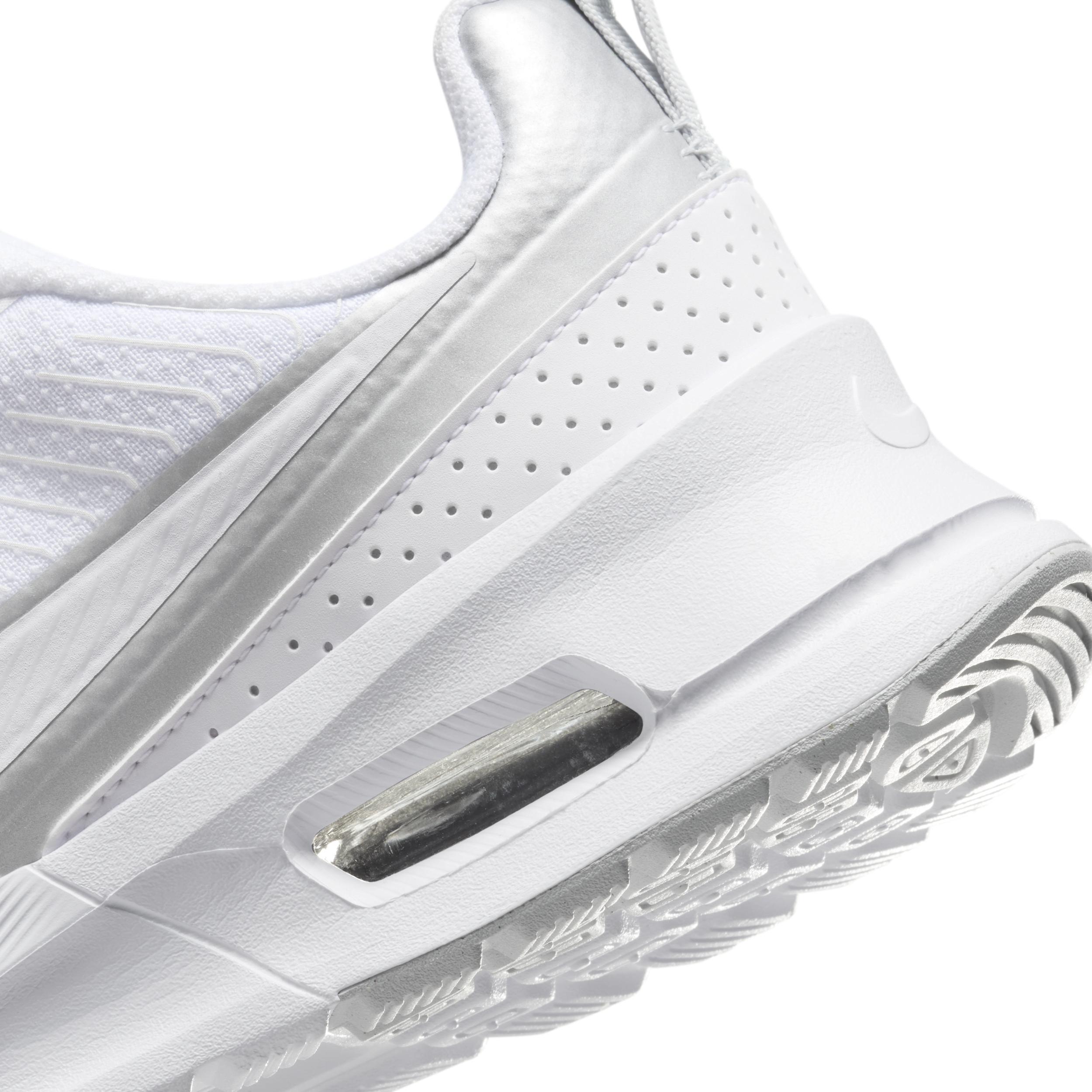 Nike Air Max Nuaxis Women's Shoes Product Image