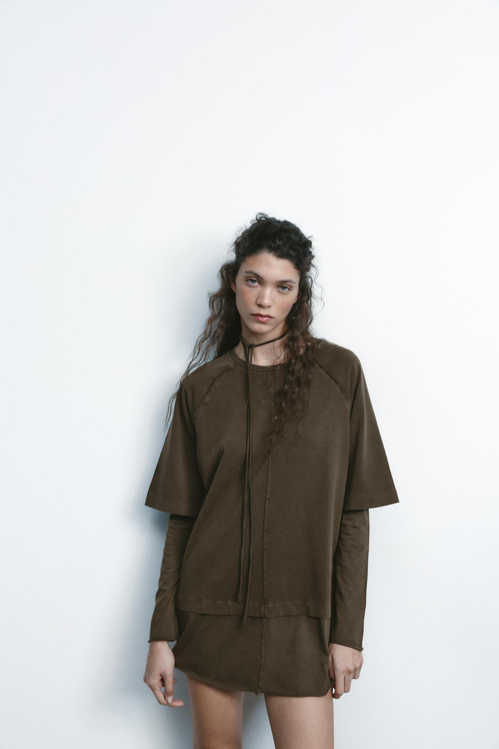 DOUBLE OVERSIZE WASHED EFFECT T-SHIRT Product Image