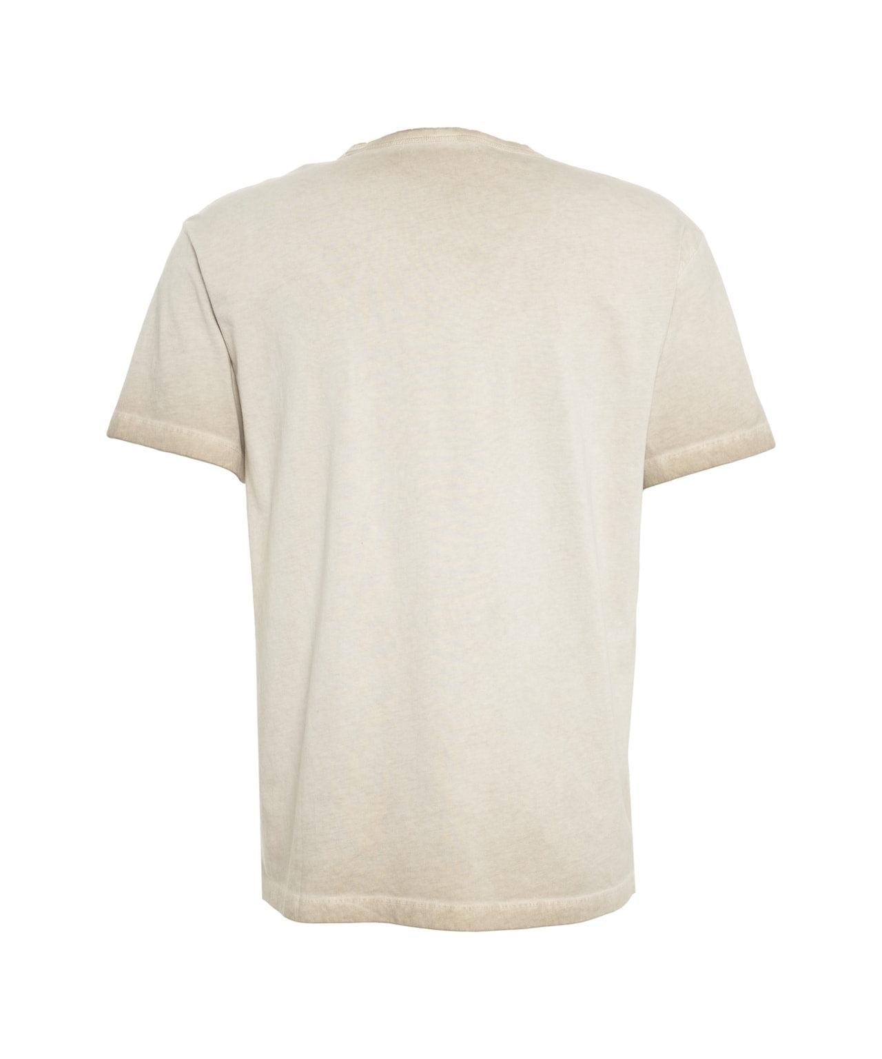 Used look t-shirt Product Image