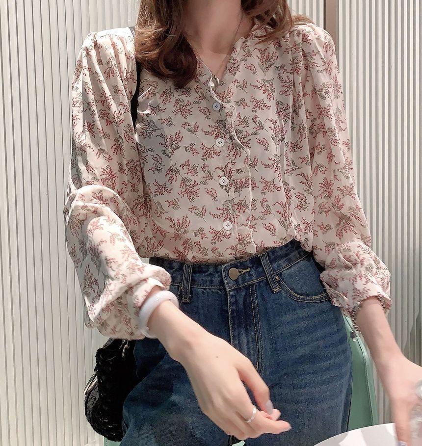 Long-Sleeve Print Chiffon Blouse Product Image