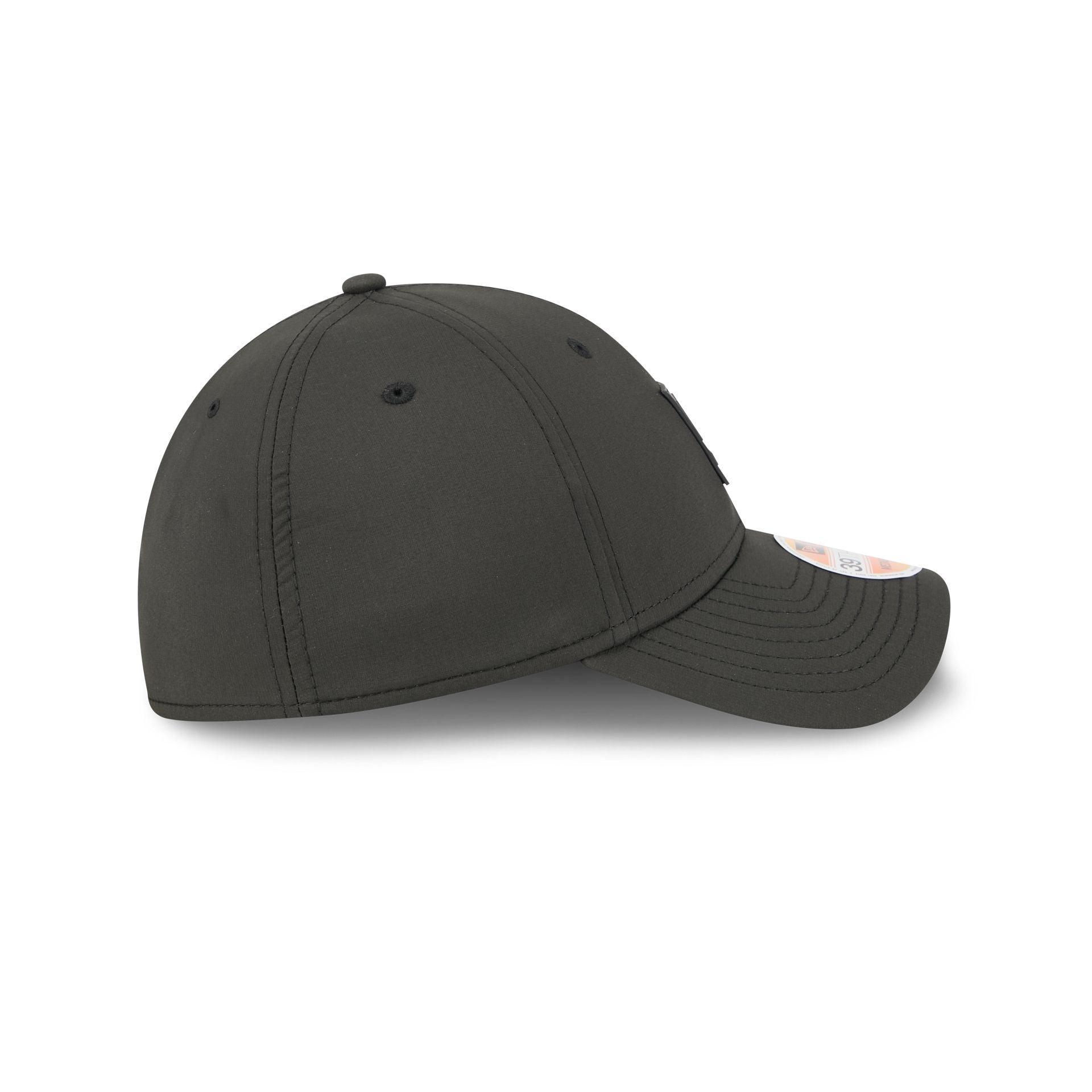 Washington Commanders 2025 Sideline Hot Weather 39THIRTY Stretch Fit Hat Male Product Image