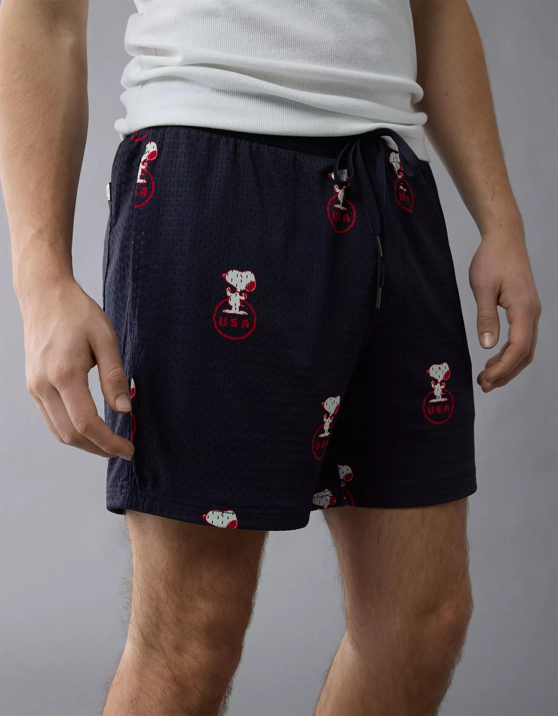AE Sofa Surfin' 6" Snoopy Graphic Mesh Lounge Short Product Image