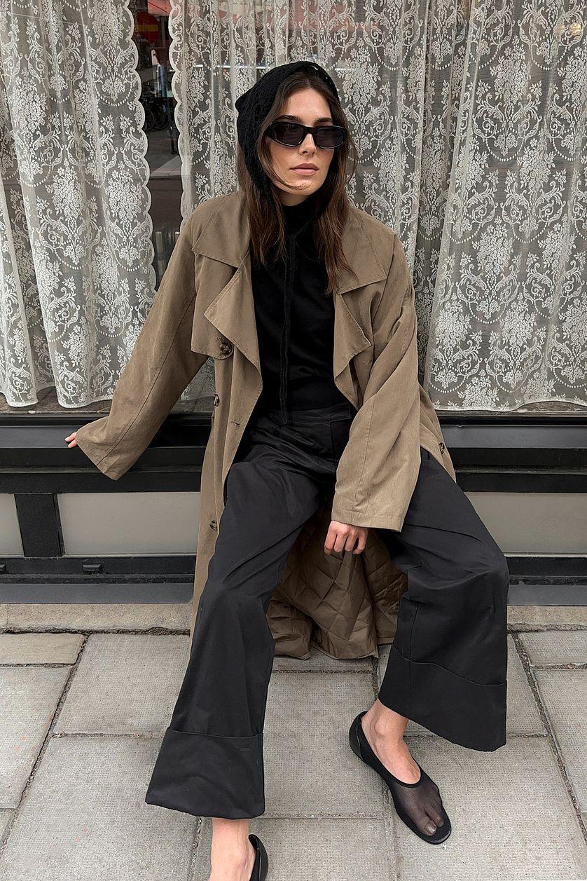 Fold Up Detail Mid Waist Pants Product Image