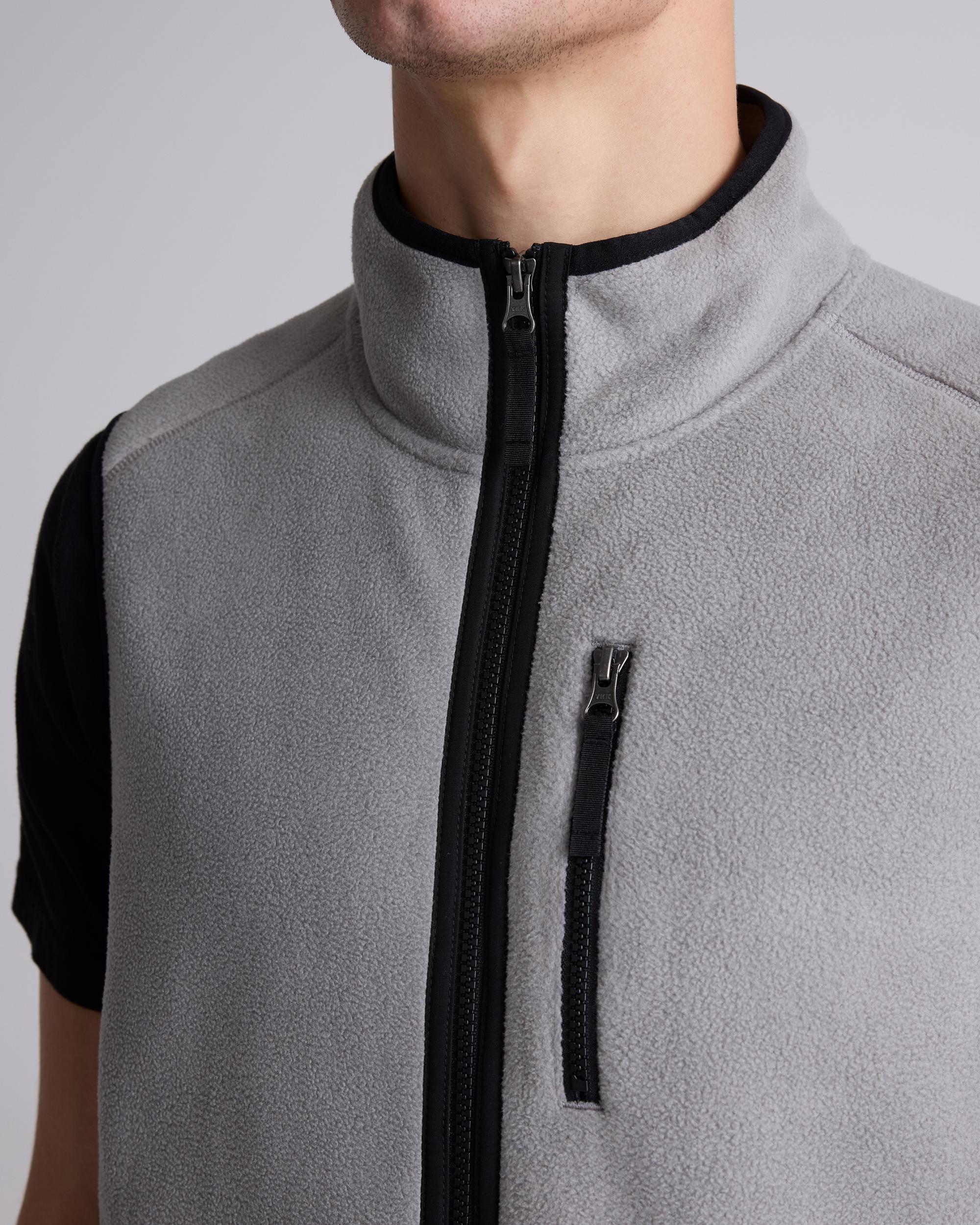 Quince | Men's Polar Fleece Full-Zip Vest Recycled Polyester Product Image