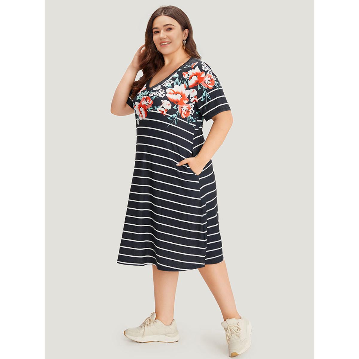Plus Size Floral & Striped Print Pocket V Neck Dress Black Women Casual Printed V-neck Short sleeve Curvy Midi Dress BloomChic 10/M Product Image