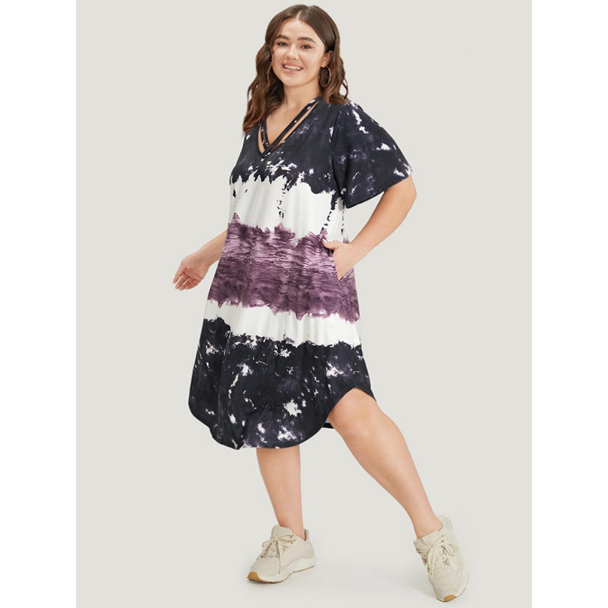 Plus Size Tie Dye Crisscross Pocket Curved Hem Dress Multicolor Women Casual Tie Dye V-neck Short sleeve Curvy Midi Dress BloomChic 26/4X Product Image