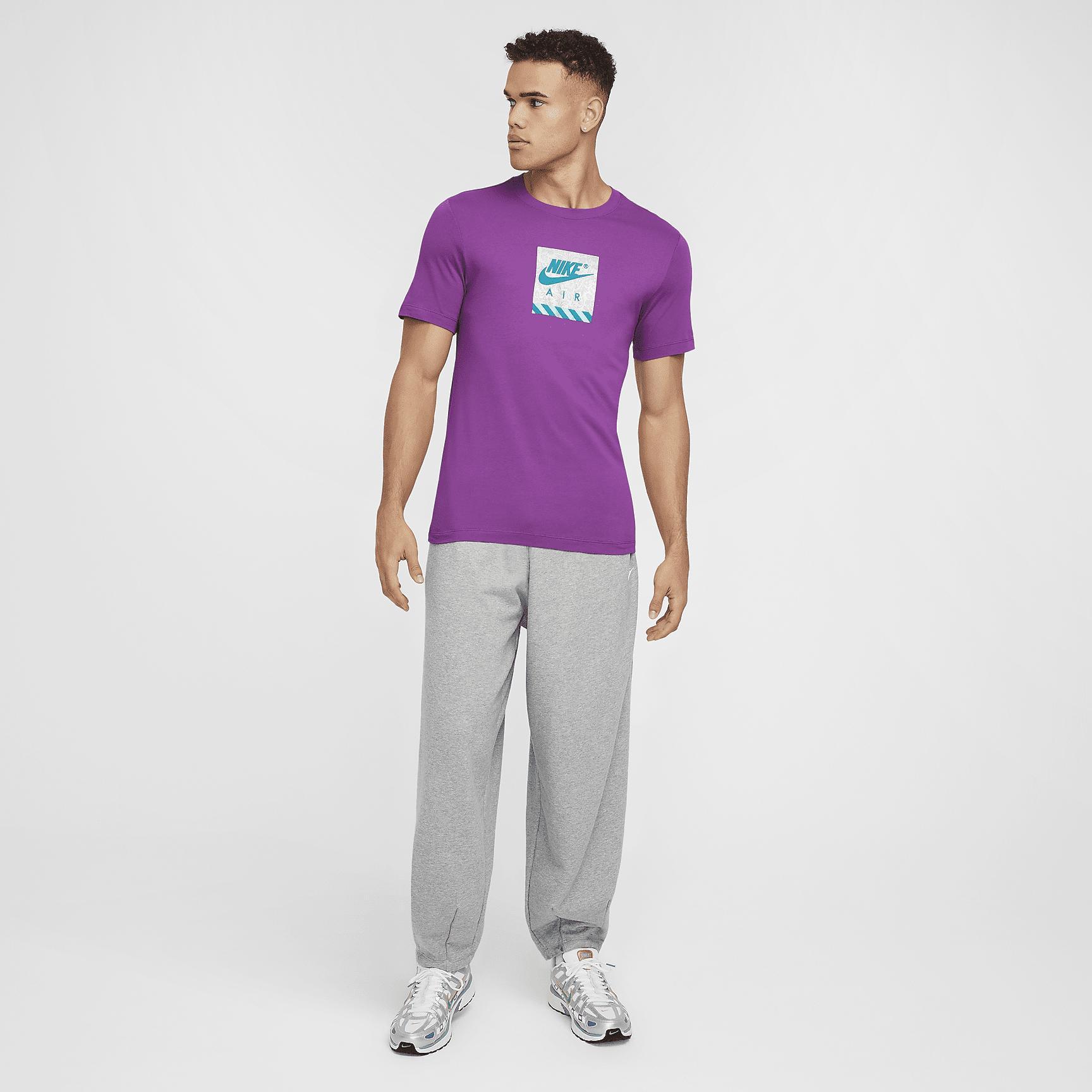 Nike Sportswear T-Shirt Product Image