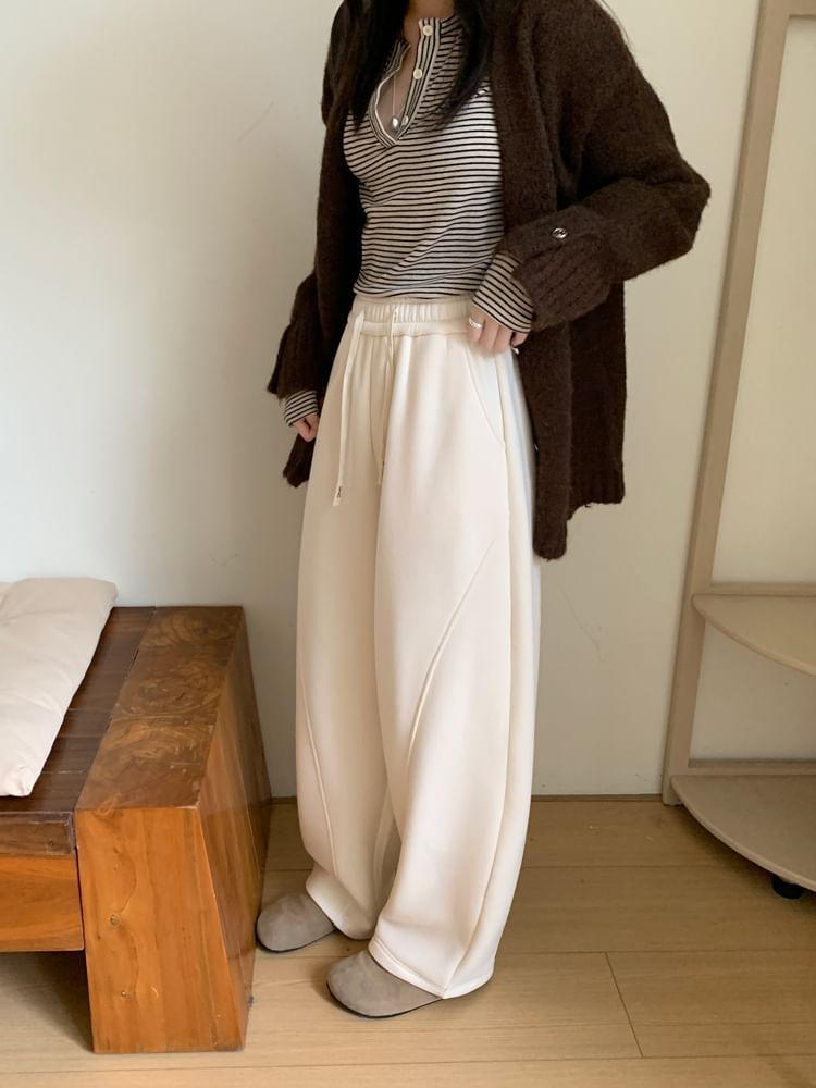 Drawstring Waist Paneled Wide Leg Sweatpants Product Image