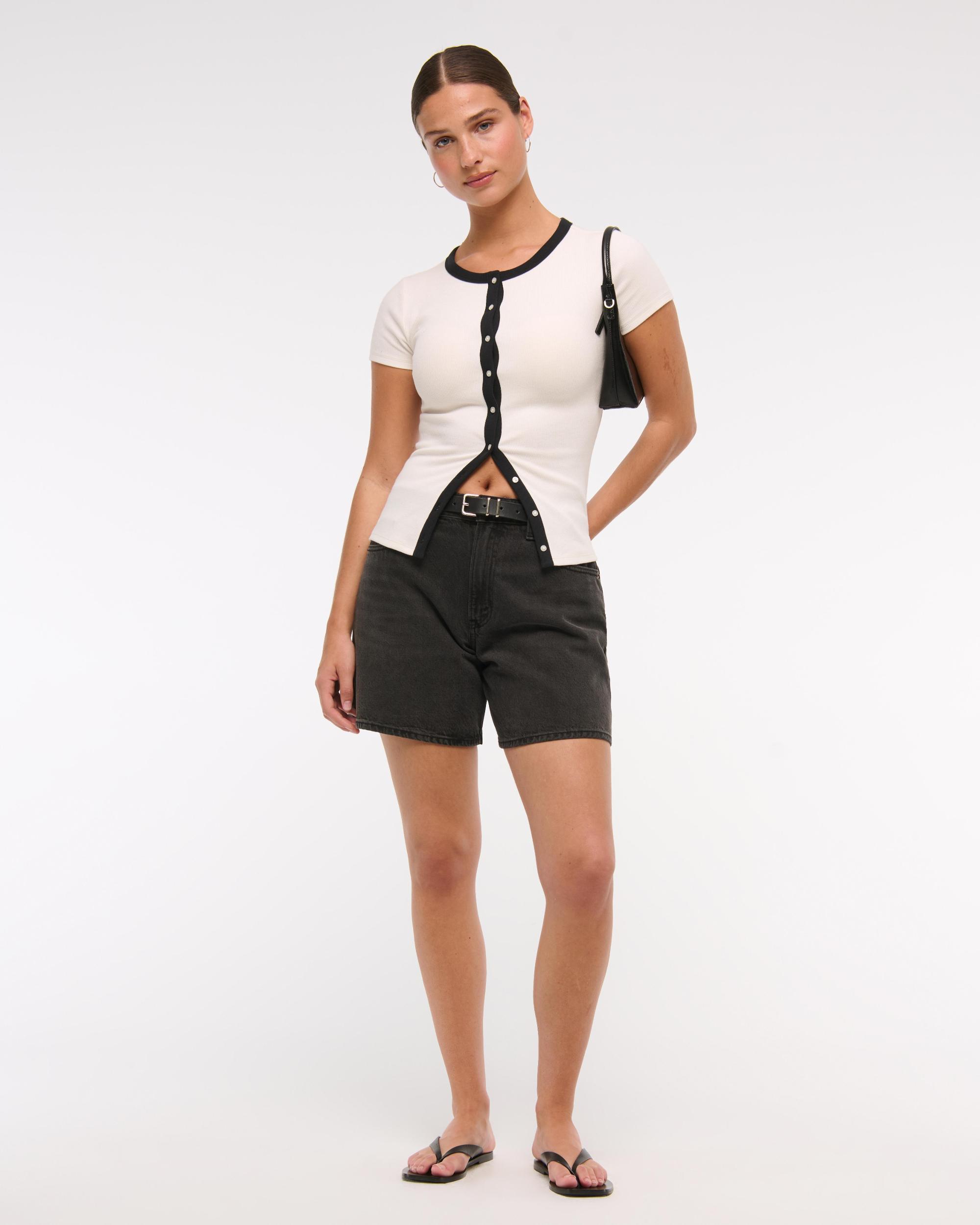 Curve Love High Rise Loose Short Product Image