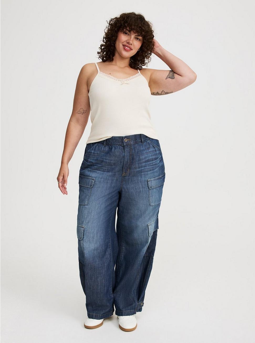 Lace Trim V-Neck Cami Product Image